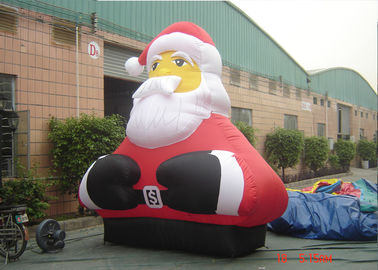 Γιγαντιαία μοντέρνα Χριστούγεννα γιγαντιαίο υπαίθριο διογκώσιμο Santa Χριστουγέννων για τη διαφήμιση