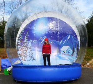 Υπαίθριος διαφανής όμορφος γίγαντας που διαφημίζει την έγκριση CE σφαιρών χιονιού Inflatables