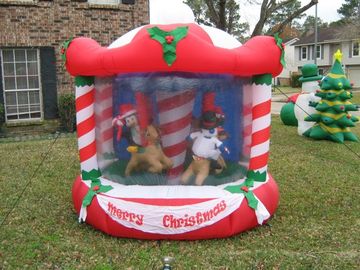 Κόκκινα Χριστουγέννων διογκώσιμα αποθηκών εμπορευμάτων σπίτια αναπήδησης κόμματος παιδιών ψευτοπαλλικαράδων καταπληκτικά
