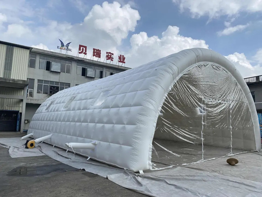 Αεροστεγής φορητή μεγάλη υπαίθρια διογκώσιμη σκηνή πλυσίματος αυτοκινήτων για το αγωνιστικό χώρο ποδοσφαίρου