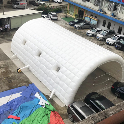 Αεροστεγής φορητή μεγάλη υπαίθρια διογκώσιμη σκηνή πλυσίματος αυτοκινήτων για το αγωνιστικό χώρο ποδοσφαίρου