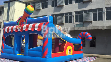 διασκέδαση 6 * 5,7 * παιδιών 4.3m διογκώσιμη Bouncy Castle με τα αθλητικά στοιχεία