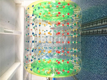 Υπαίθρια διογκώσιμη κυλώντας σφαίρα Aqua παιχνιδιών νερού με το υλικό PVC/TPU