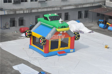 Εμπορικό γιγαντιαίο αυτοκίνητο κατασκευής Bouncy Castle αστείο/διογκώσιμο σπίτι αναπήδησης φορτηγών