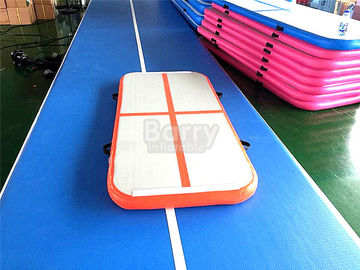 Χέρι PVC - γίνοντα μικρό πορτοκαλί χαλί γυμναστικής διαδρομής αέρα για τη γυμναστική ή την κατάρτιση παιδιών
