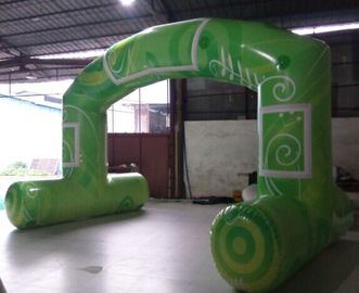 Πράσινη τυποποιημένη ελεύθερη μόνιμη διογκώσιμη αψίδα, διογκώσιμη αψίδα μουσαμάδων PVC για τη διαφήμιση