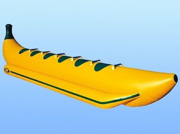 Κίτρινα διογκώσιμα παιχνίδια 6 βαρκών ρυμουλκήσιμος σωλήνας παιχνιδιών νερού μπανανών προσώπων