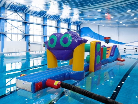 Χρωματιστή 10M Challenge πισίνα Πνευματώδης πορεία επίθεσης στο νερό Πνευματώδης Aqua Run για τη θάλασσα ή πισίνα