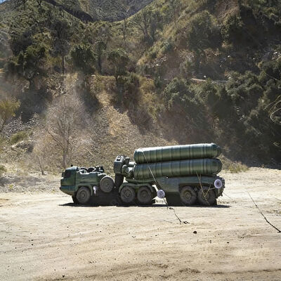 Δυναμικό αντίστασης στον άνεμο Προσαρμοσμένο φουσκωτό όχημα πυραυλικής άμυνας δόλωμα