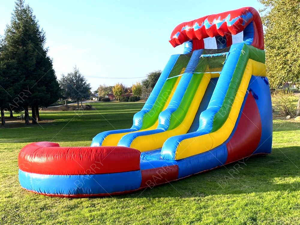 Φουσκωτή νεροτσουλήθρα με θέμα το ουράνιο τόξο με πισίνα, πολύχρωμος εξοπλισμός παιχνιδιού νερού για παιδιά σε εξωτερικούς χώρους με λάκκο με μπάλες