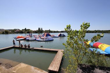 Διογκώσιμο άλμα νερού Waterpark Tremplins περιπέτειας θερέτρου - λάκκα - Arroques