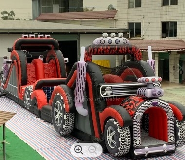 Φουσκωτό γήπεδο εμπόδια πρόκλησης 0,55 mm PVC Bounce House Race Car